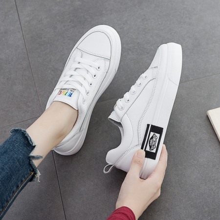 Women's New Flat Shoes Small White Board Shoes